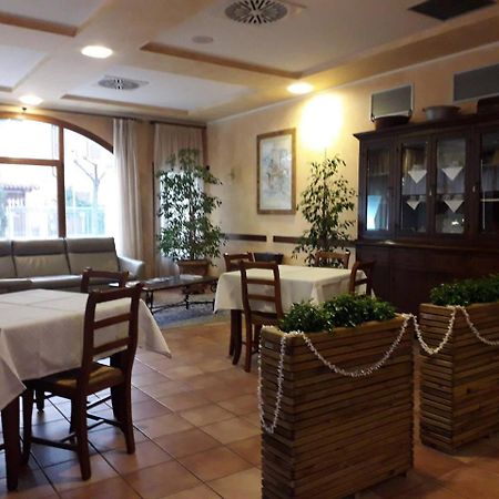 סומה קאמפניה Hotel Scaligero מראה חיצוני תמונה