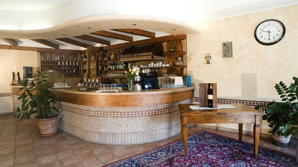 סומה קאמפניה Hotel Scaligero מראה חיצוני תמונה