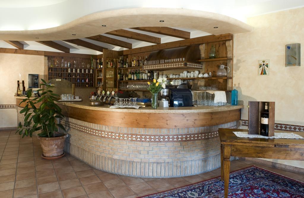 סומה קאמפניה Hotel Scaligero מראה חיצוני תמונה